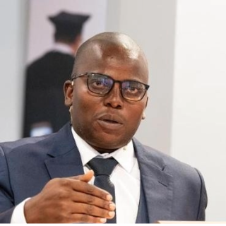 Dr Travor Murai 
