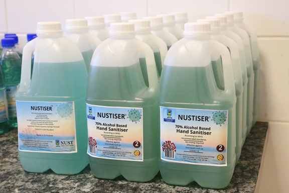 2 Litres Image